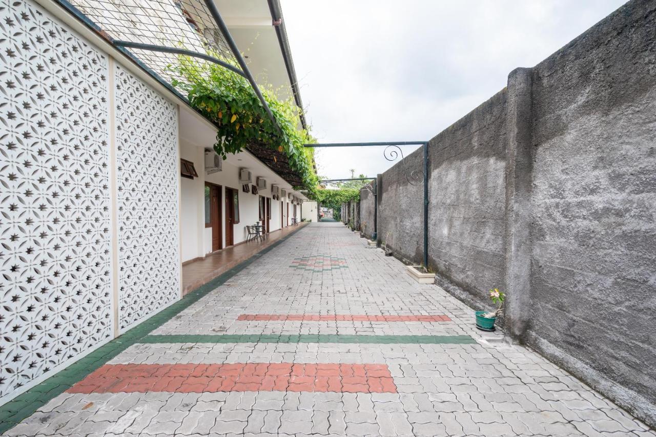 Oyo 2347 Griya Patran Hotell Ngabean Exteriör bild