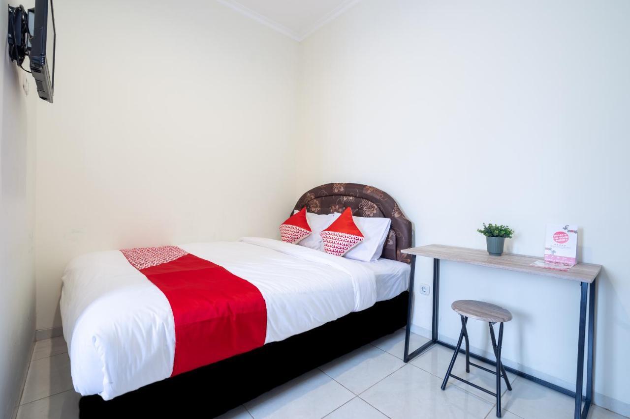 Oyo 2347 Griya Patran Hotell Ngabean Exteriör bild