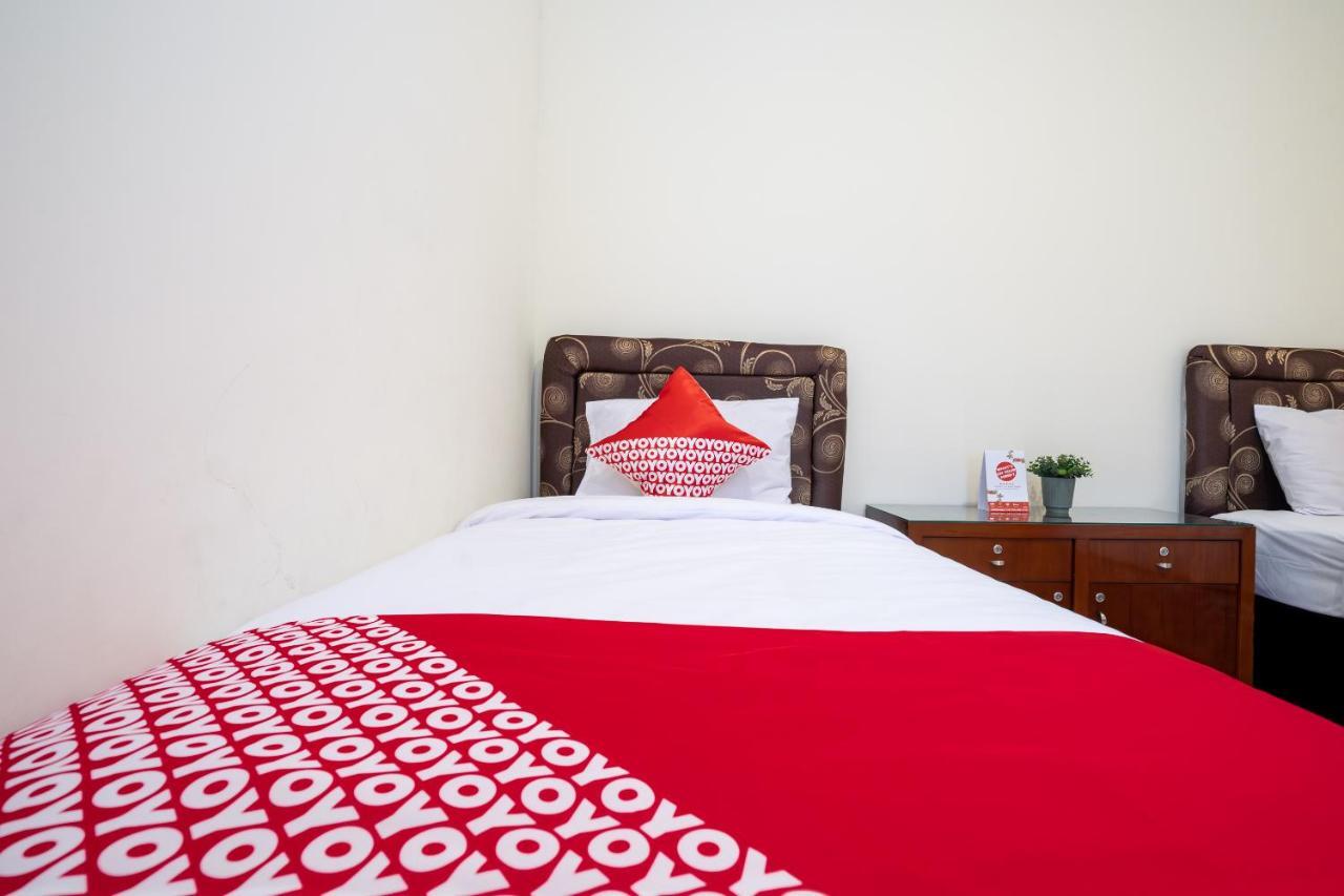 Oyo 2347 Griya Patran Hotell Ngabean Exteriör bild